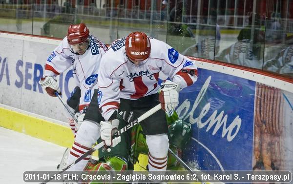 2011-01-18-hokej-cracovia-zablebie09
