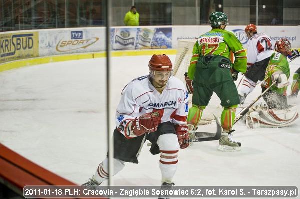 2011-01-18-hokej-cracovia-zablebie20