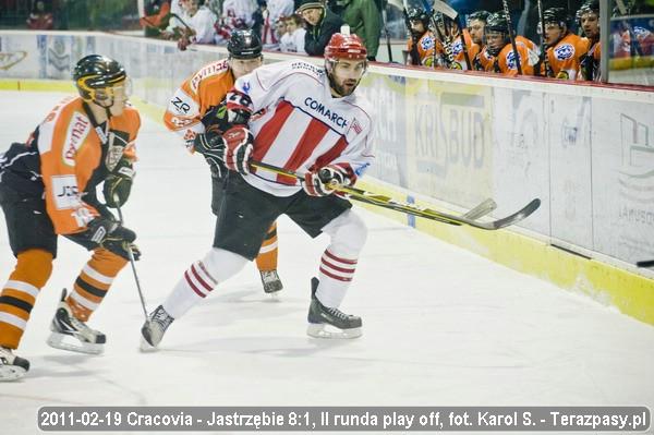 2011-02-19-hokej-cracovia-jastrzebie37