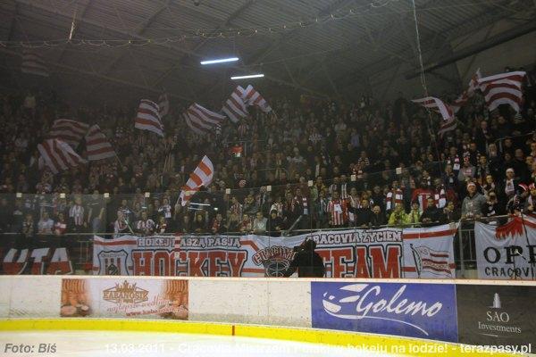 2011-03-13-plh-cracovia-mistrzem-hokeja-b-153_600