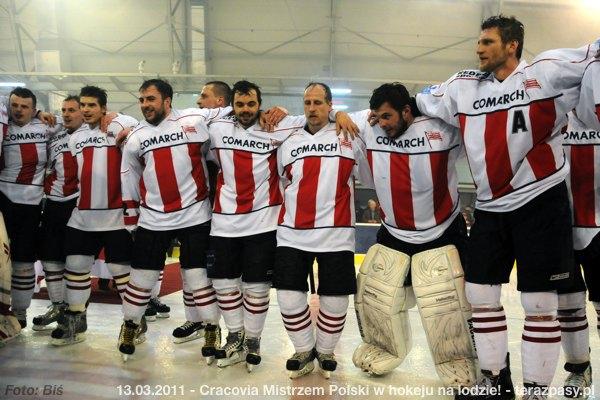 2011-03-13-plh-cracovia-mistrzem-hokeja-b-174_600