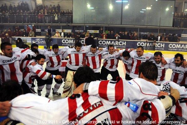 2011-03-13-plh-cracovia-mistrzem-hokeja-b-179_600