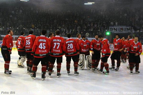 2011-03-13-plh-cracovia-mistrzem-hokeja-b-211_600
