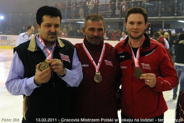 2011-03-13-plh-cracovia-mistrzem-hokeja-b-476_600