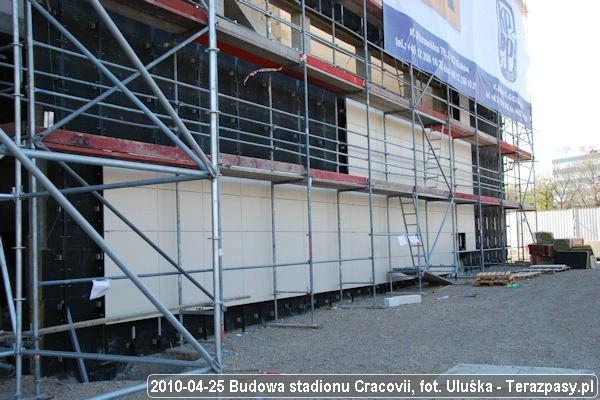 2010-04-25_Budowa_Stadionu_Cracovii_001_600