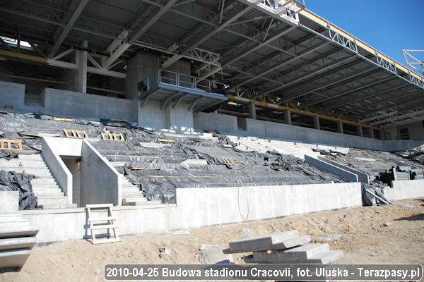 2010-04-25_Budowa_Stadionu_Cracovii_005_600