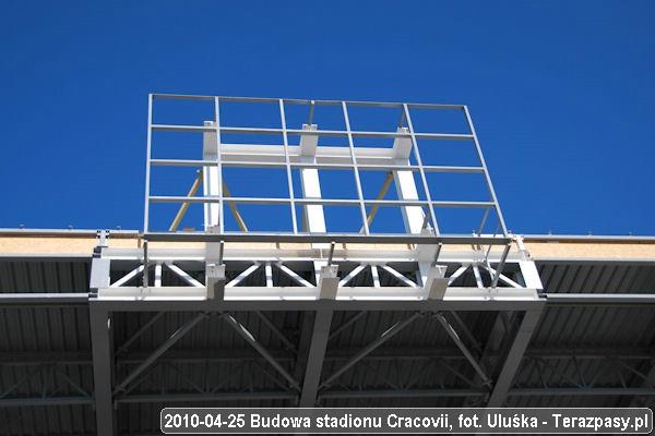 2010-04-25_Budowa_Stadionu_Cracovii_006_600
