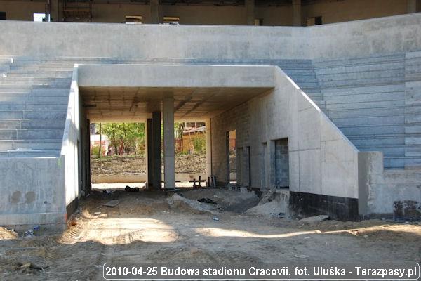 2010-04-25_Budowa_Stadionu_Cracovii_010_600