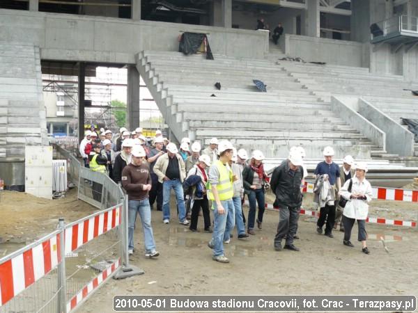 2010-05-01-budowa-stadionu-27