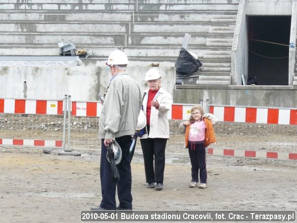 2010-05-01-budowa-stadionu-34