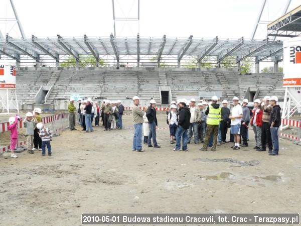 2010-05-01-budowa-stadionu-57
