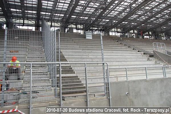 2010-07-20-stadion-rock19