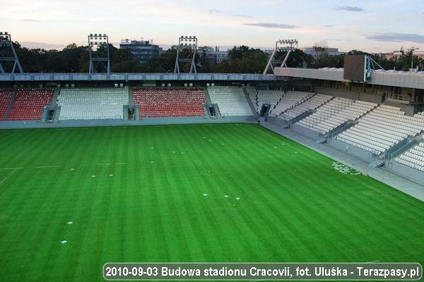 2010-09-03_Budowa_Stadionu_Cracovii_060_600