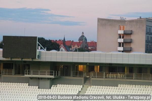 2010-09-03_Budowa_Stadionu_Cracovii_087_600