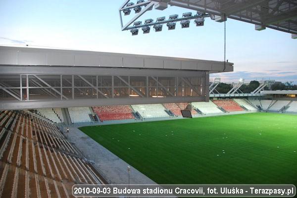 2010-09-03_Budowa_Stadionu_Cracovii_098_600