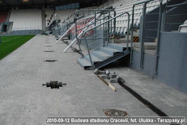 2010-09-12_Budowa_Stadionu_Cracovii_029_600