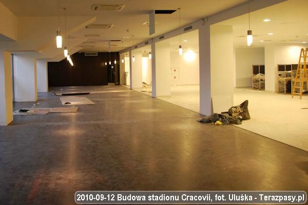 2010-09-12_Budowa_Stadionu_Cracovii_055_600