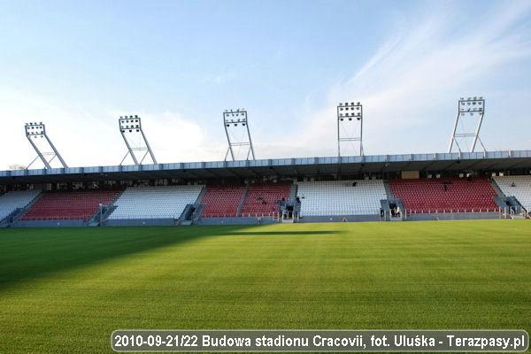 2010-09-21_Budowa_Stadionu_Cracovii_21_600