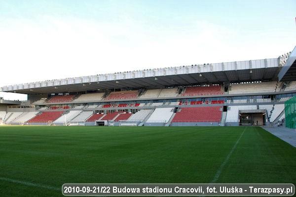 2010-09-21_Budowa_Stadionu_Cracovii_37_600