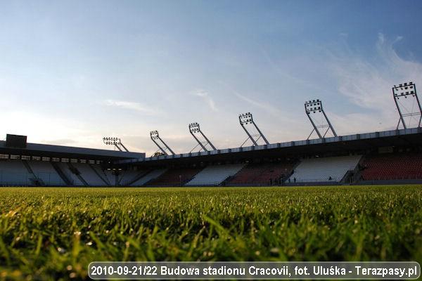 2010-09-21_Budowa_Stadionu_Cracovii_44_600