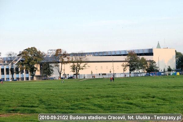 2010-09-21_Budowa_Stadionu_Cracovii_52_600