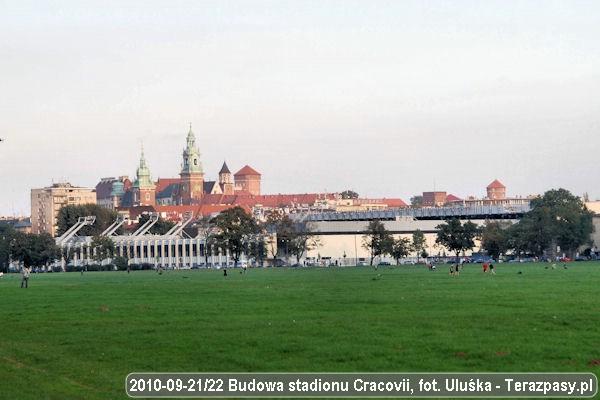 2010-09-21_Budowa_Stadionu_Cracovii_53_600