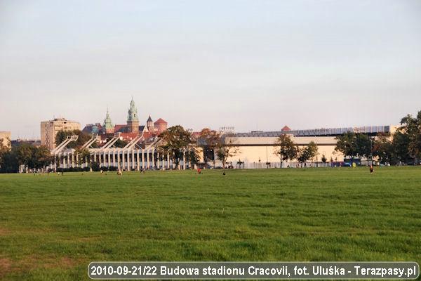 2010-09-21_Budowa_Stadionu_Cracovii_56_600