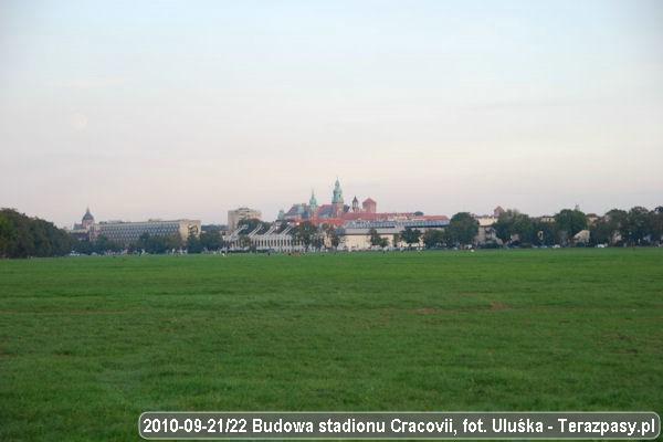 2010-09-21_Budowa_Stadionu_Cracovii_58_600