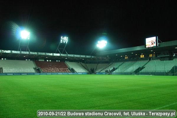 2010-09-22_Budowa_Stadionu_Cracovii_63_600