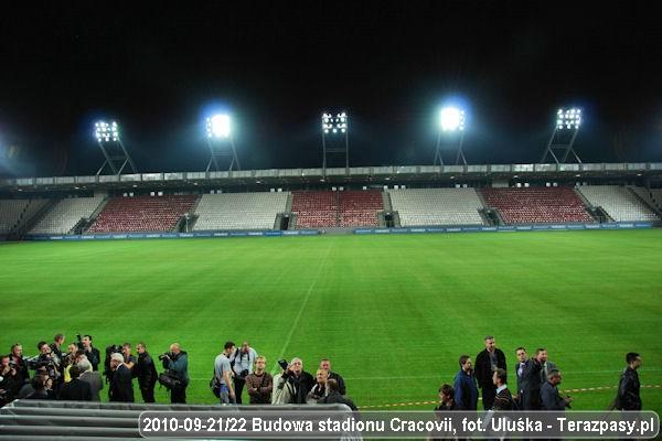 2010-09-22_Budowa_Stadionu_Cracovii_68_600