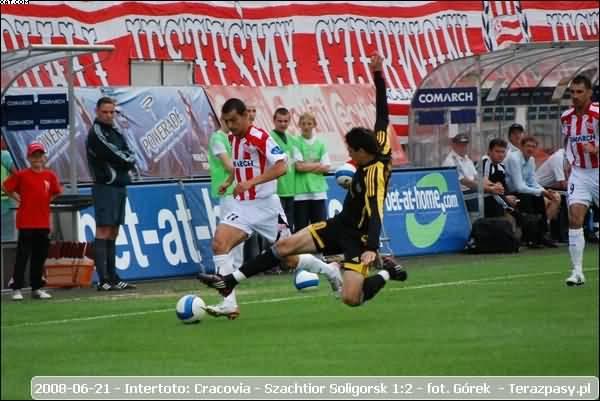 2008-06-2008-pi-cracovia-szachtior-gorek02