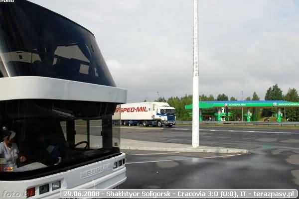 2008-06-29-it-shakhtyor-cracovia-o-0060_600