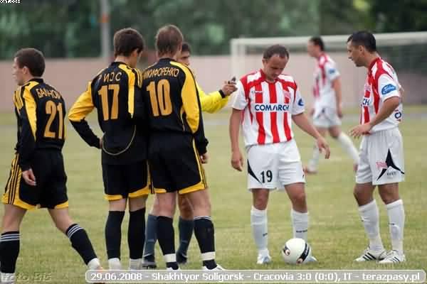 2008-06-29-it-shakhtyor-cracovia-o-0387_600