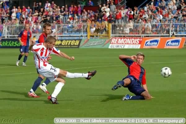 2008-08-09-oe-piast-cracovia-o-108_600