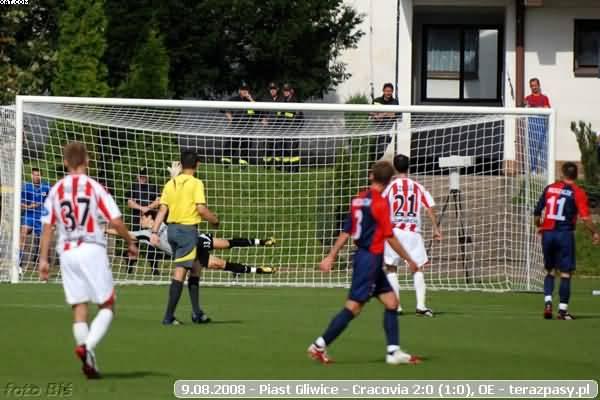 2008-08-09-oe-piast-cracovia-o-159_600