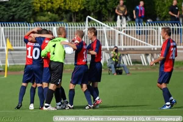 2008-08-09-oe-piast-cracovia-o-176_600