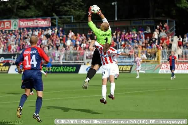 2008-08-09-oe-piast-cracovia-o-185_600