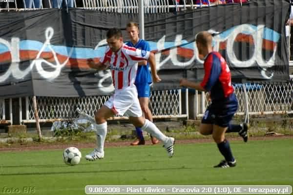 2008-08-09-oe-piast-cracovia-o-210_600