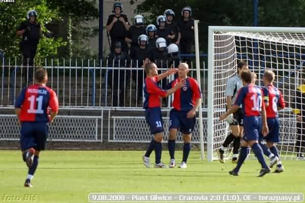 2008-08-09-oe-piast-cracovia-o-231_600