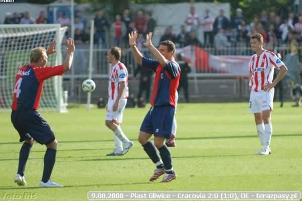 2008-08-09-oe-piast-cracovia-o-318_600