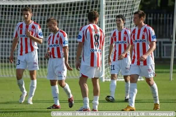 2008-08-09-oe-piast-cracovia-o-322_600
