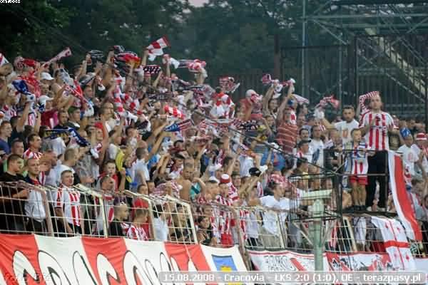 2008-08-15-oe-cracovia-lks-o-470_600