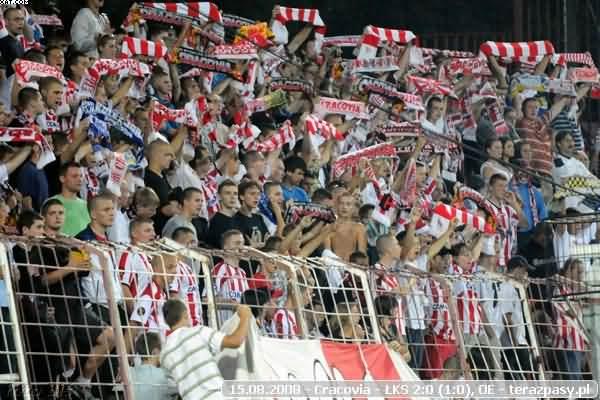 2008-08-15-oe-cracovia-lks-o-568_600