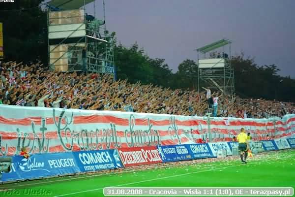 2008-08-31-oe-cracovia-wisla-u-2530_600
