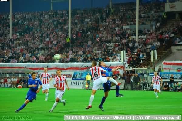 2008-08-31-oe-cracovia-wisla-u-2557_600