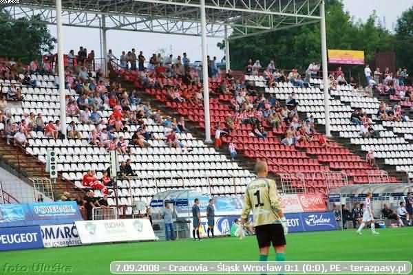 2008-09-08-pe-cracovia-slask-u-3749_600