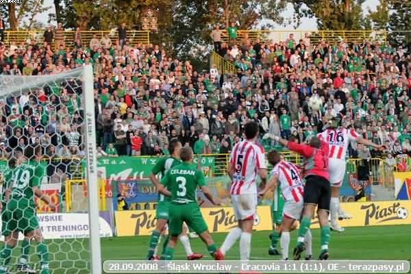 2008-09-28-oe-slask-cracovia-o-550_600