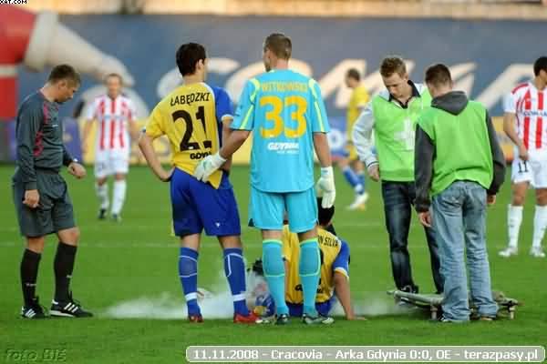 2008-11-11-oe-cracovia-arka-o-044_600