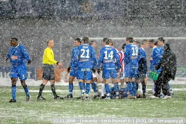 2008-11-22-oe-cracovia-lech-o-589_600