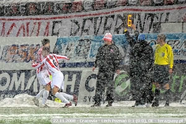 2008-11-22-oe-cracovia-lech-o-668_600